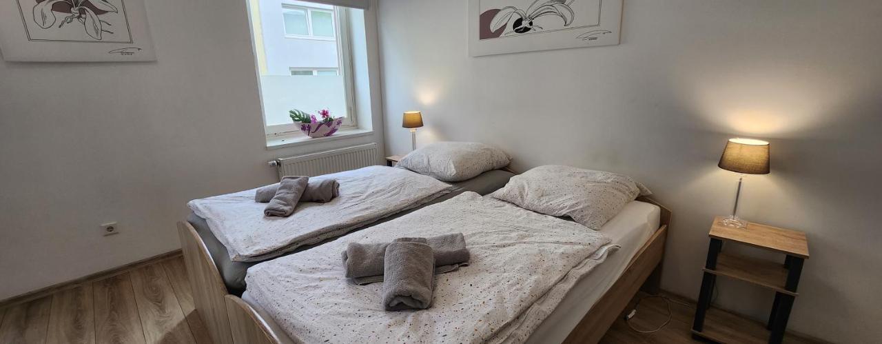 Elena Flat Orchidee Duisburg Zentrum Exterior photo