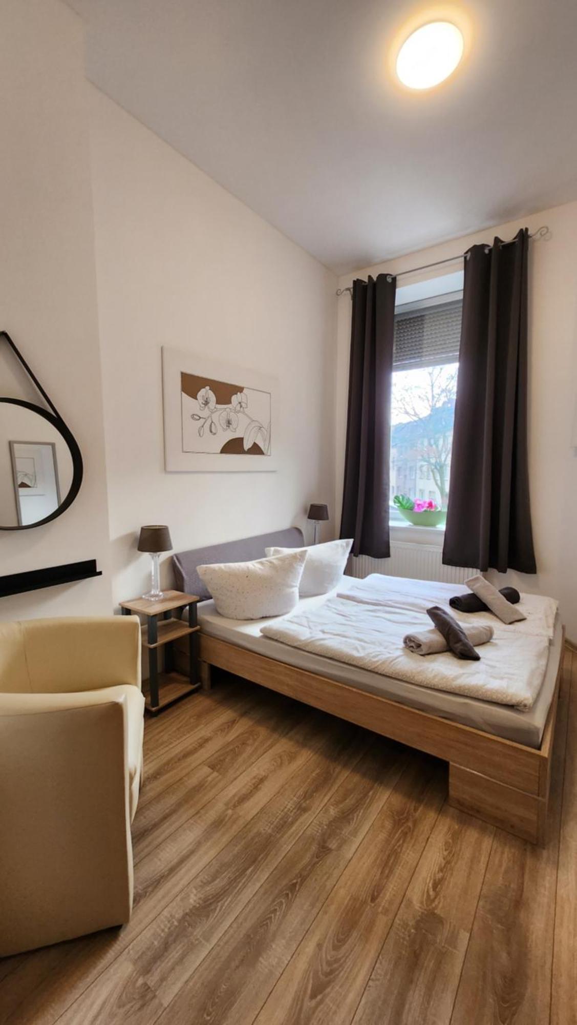 Elena Flat Orchidee Duisburg Zentrum Exterior photo